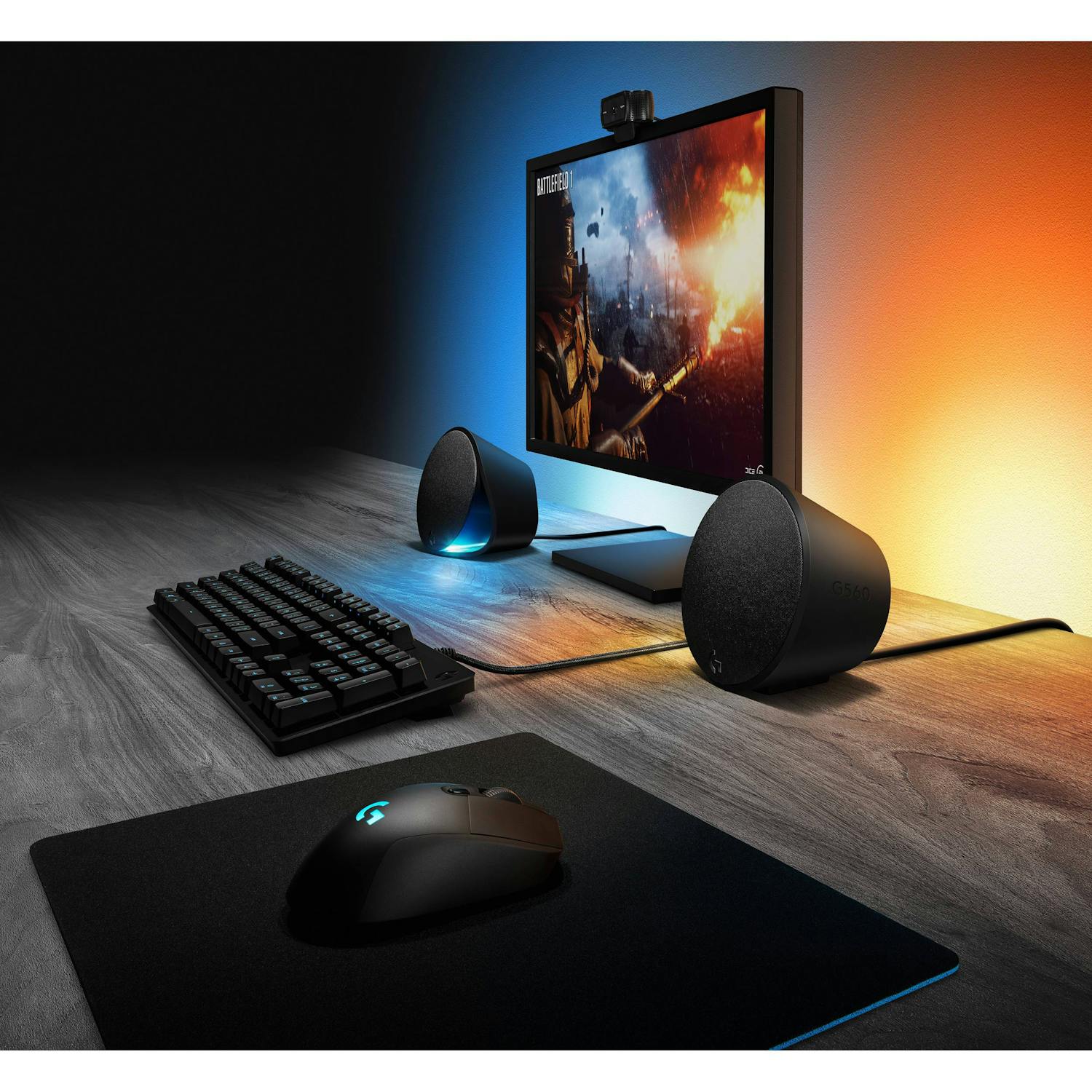 Logitech G560 Med Logitechs testdeltager får du også et helt lille lysshow til at supplere lyden fra højtalerne.